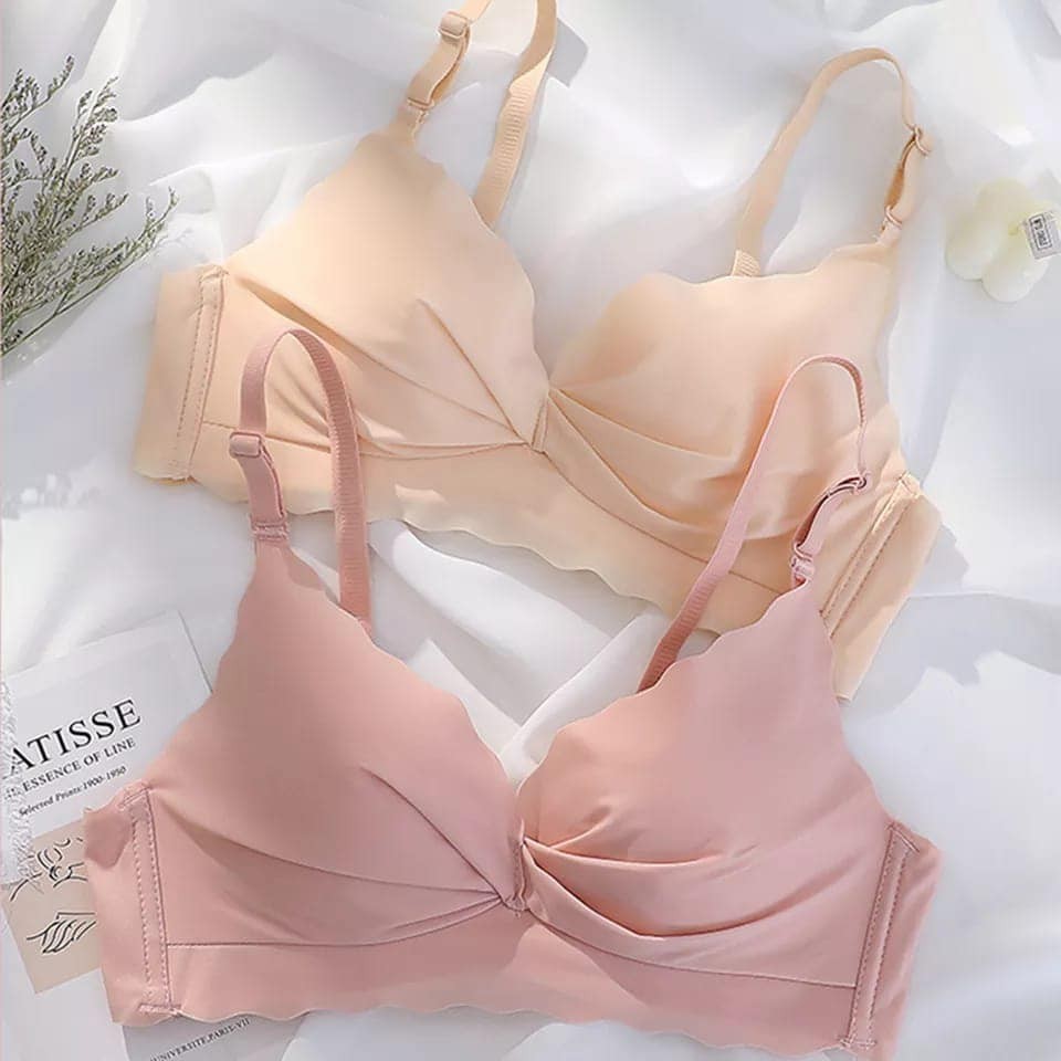 Seamless Front Bow Design Padded Bra